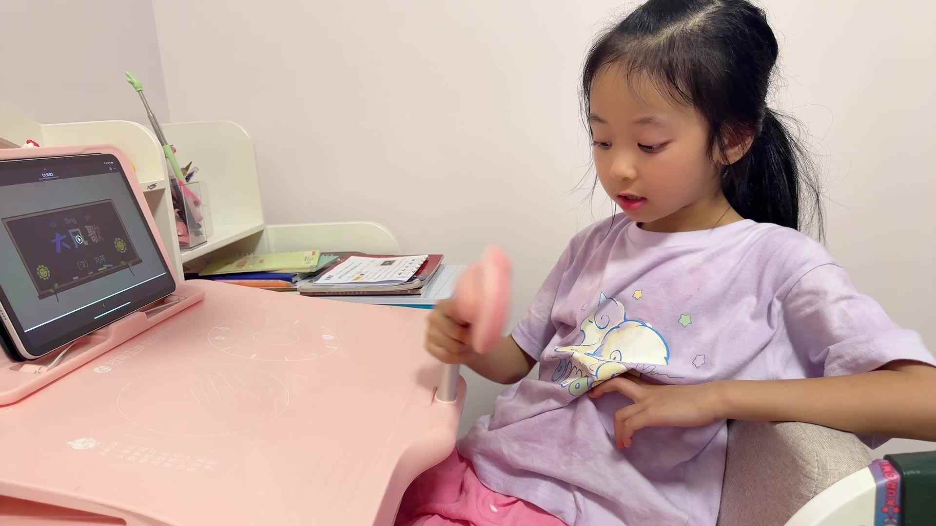 ⁣2026级B班20250711吴晨希闯关练习-观看视频《大风歌》.mp4
