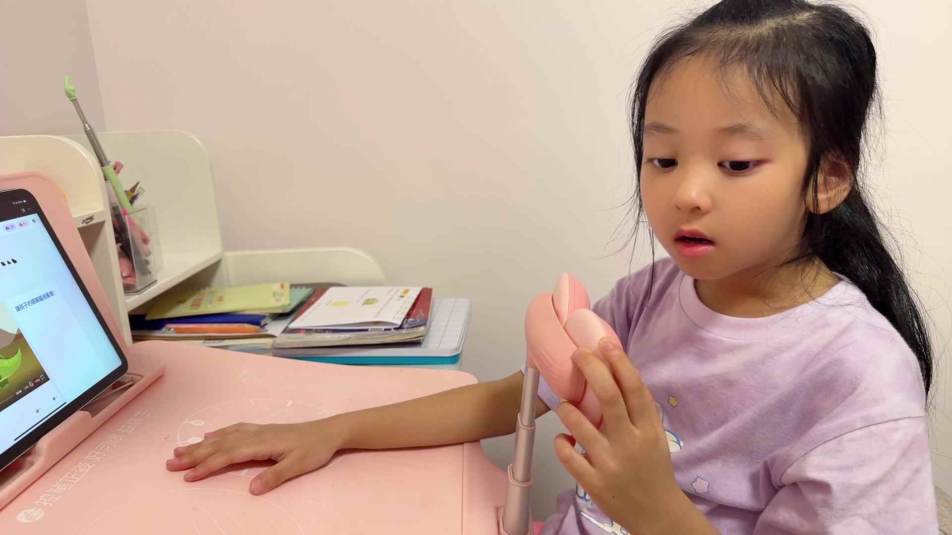 ⁣⁣2026级B班20250711吴晨希闯关练习-鲨鱼英语.mp4