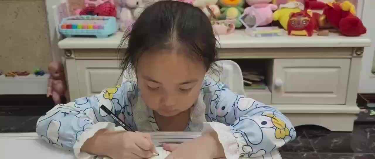 2d05c3e81447fbc6b4c3b5136ae8c43d.mov