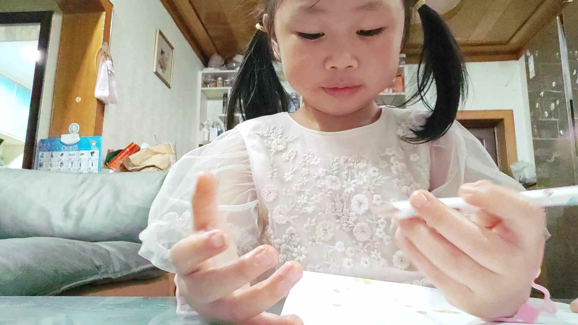 中A班2025.7.24张艺涵-控笔练习.mp4
