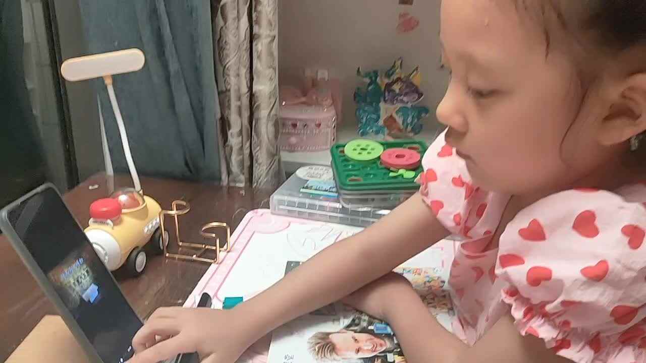 ⁣⁣⁣20250912陈灵兮闯关练习观看视频《陕西历史博物馆》