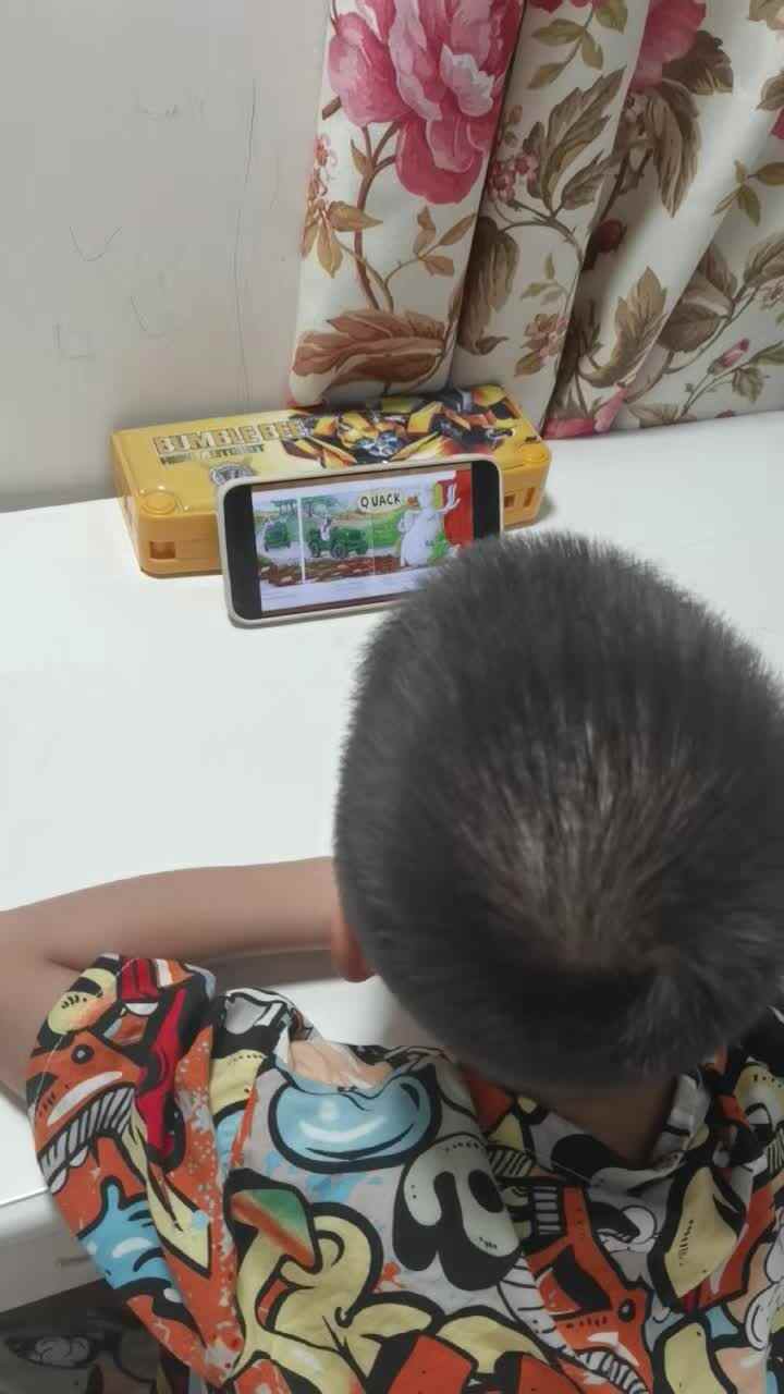 观看英语绘本