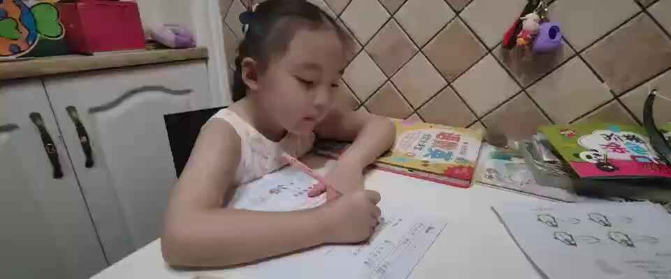 020835c32fed560e0aefcff10a03ffe8.mov