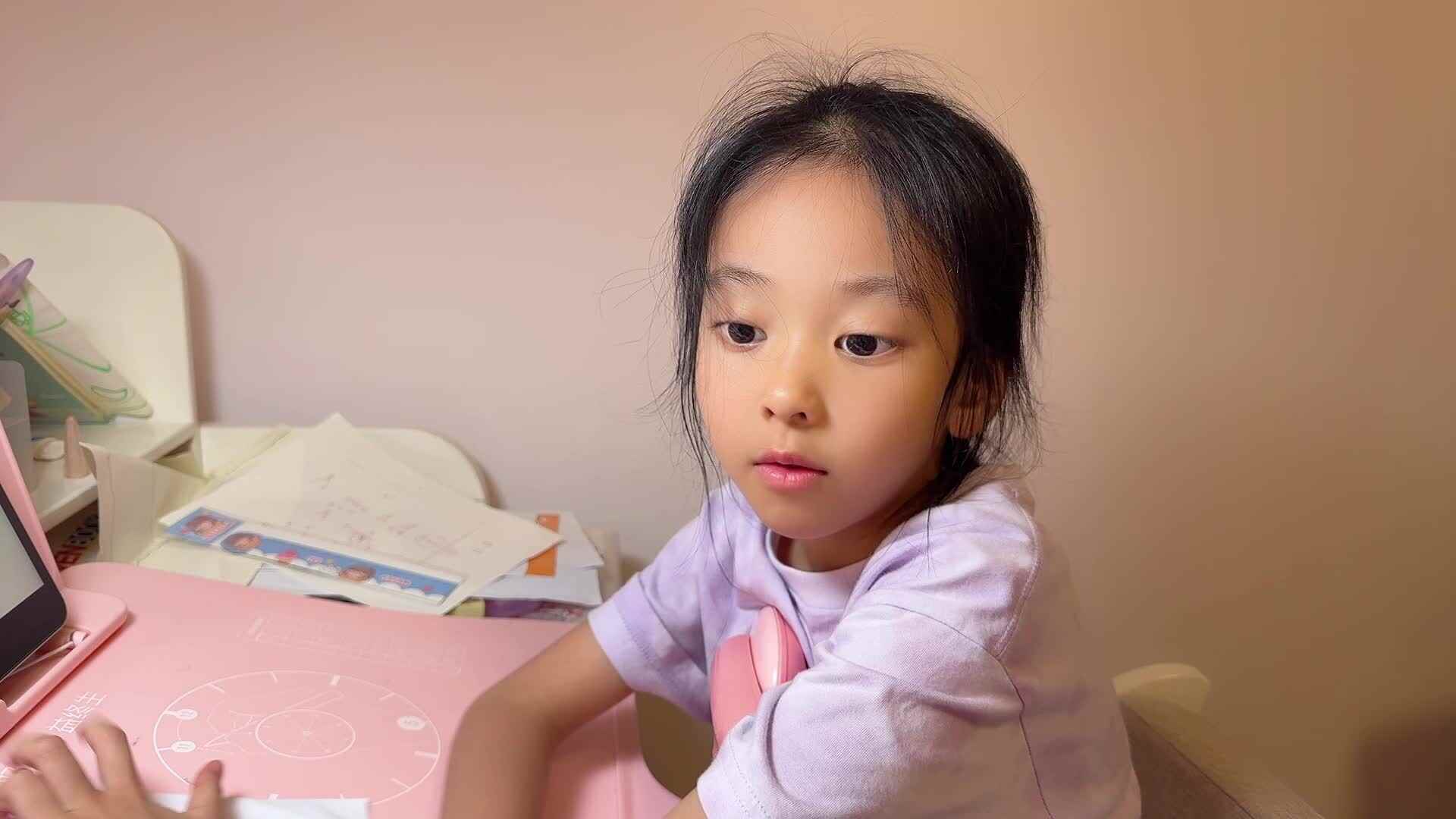 2026级B班20250919吴晨希闯关练习-鲨鱼英语.mp4