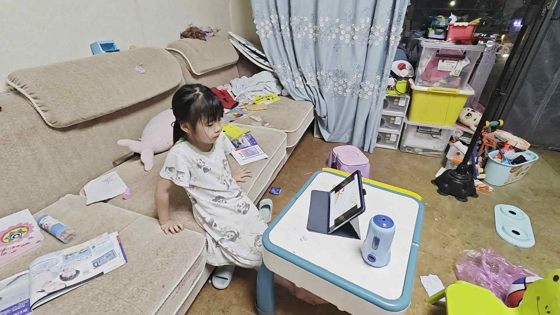 20250929学A于陈昱《字母m的发音》.mp4