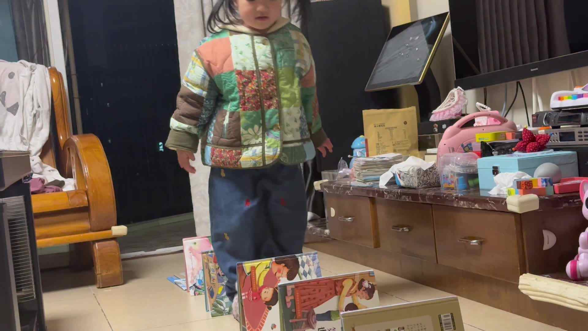 11月25日中A班陈品漪 翻山越岭