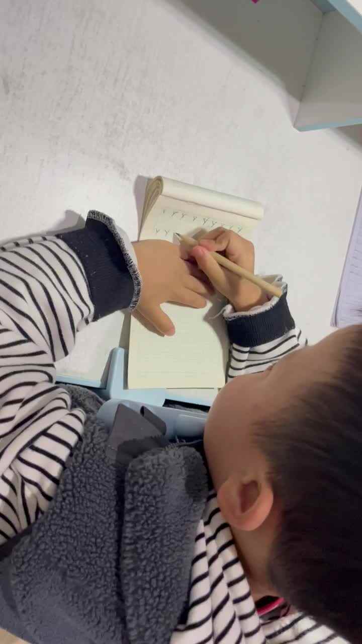 ⁣⁣⁣11.17 学b 田熙辰（输写拼音y） trim.3E6C24FD-9A8A-4B42-B2A2-A31EDAA3B215.MOV