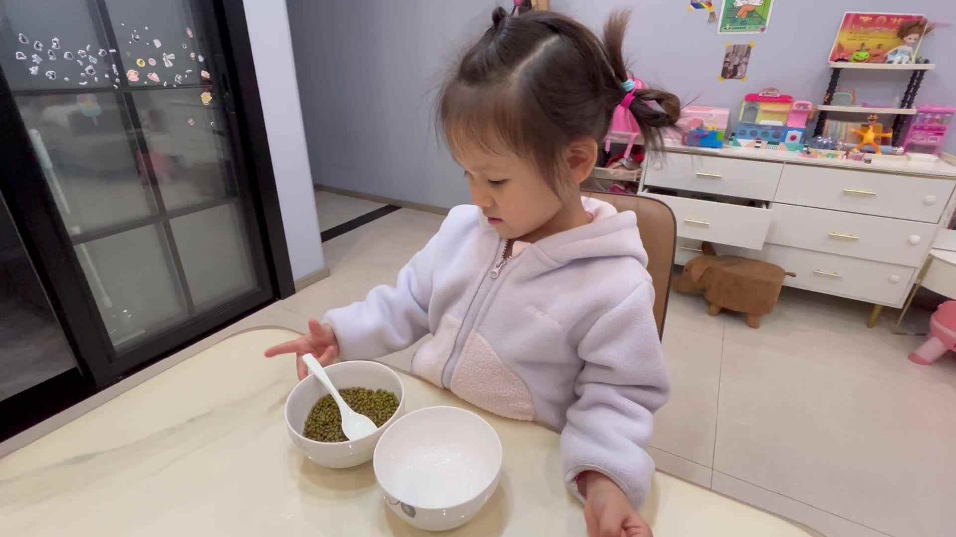 舀豆子训练IMG_3503.mov