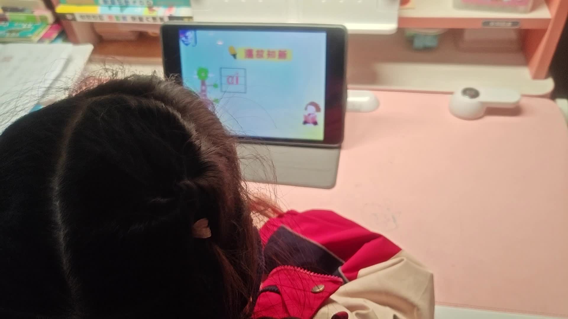 学A李思锦：复韵母ei/跳绳