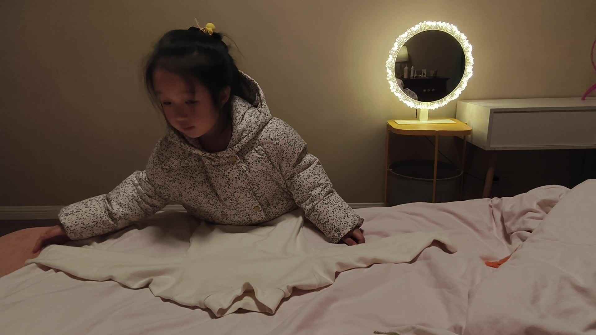 大A班+2025.12.9+陈苏妍+《叠衣服》