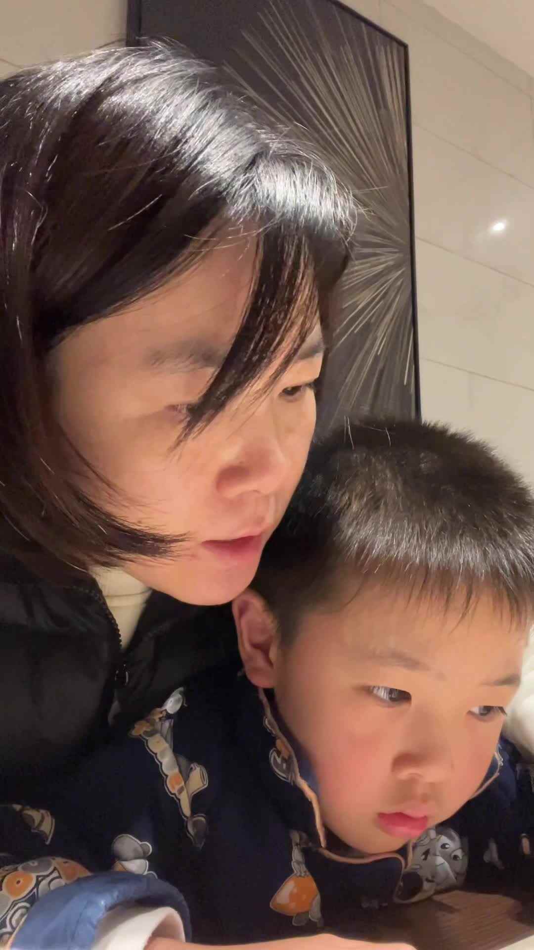 copy_68409D61-1560-4F72-8AAA-42737FF39141.mov