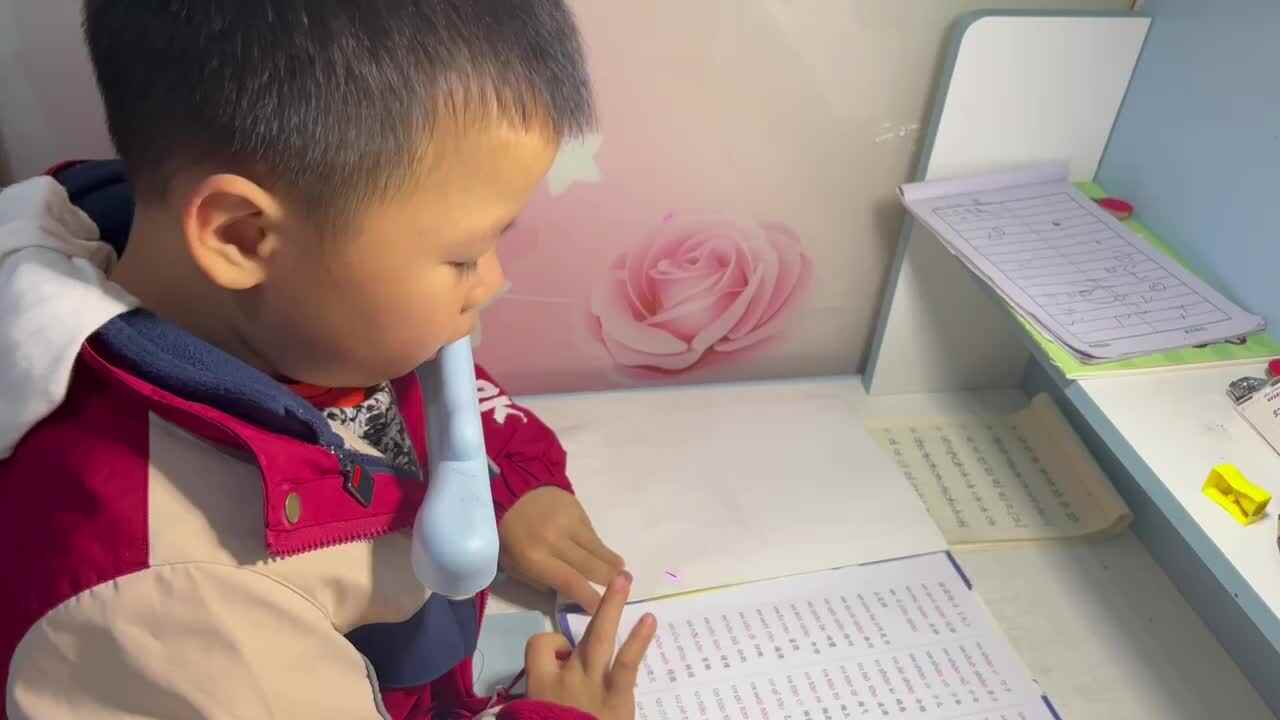 ⁣⁣⁣⁣12.22学b 田熙辰（指读拼音） trim.132E4DE9-4E8D-4A1F-88B2-F32396C17F4B.MOV