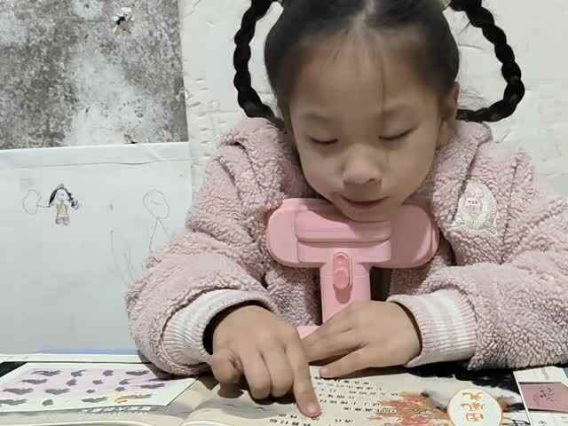 2025.12.27学前a班唐依依古诗秋暮村居