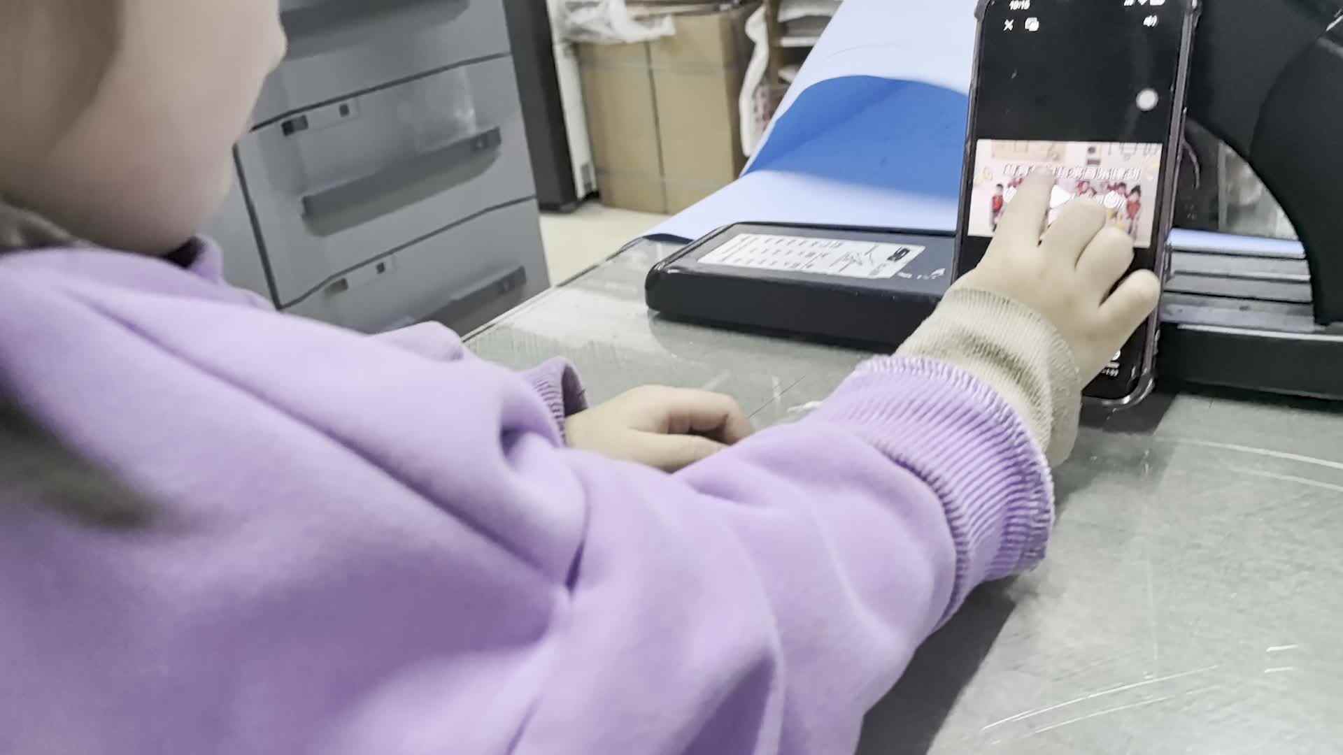 中A班刘谨妍    鳄鱼怕怕牙医怕怕..mp4