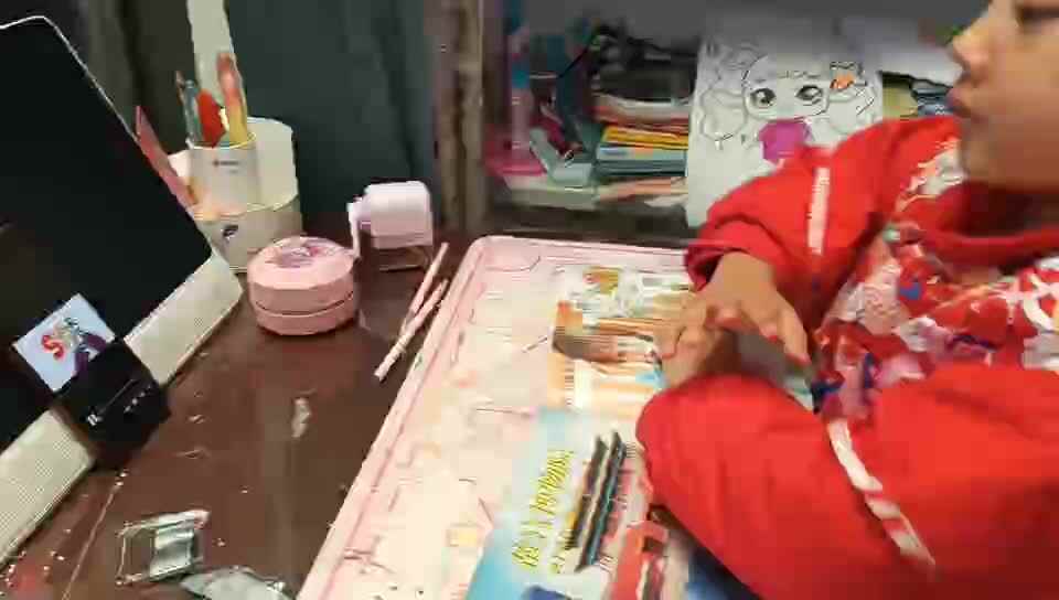 ⁣⁣20251220大A班陈灵兮闯关练习观看英文儿歌《Jingle Bells》