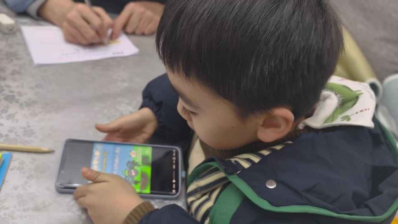 大A班蒋熠   2026.1.24   观看英语视频.mp4