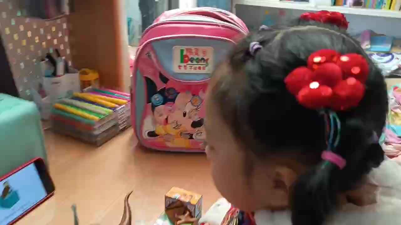 ⁣⁣⁣⁣202601125大A班陈灵兮闯关练习观看视频《朗读示范》