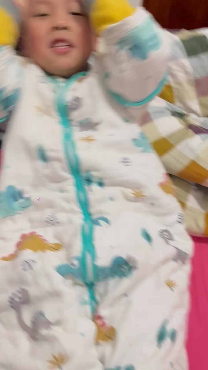 1.8 学b 田熙辰（仰卧起坐联系） trim.9F90A5C0-D740-447A-8E85-F912C52A500B.MOV