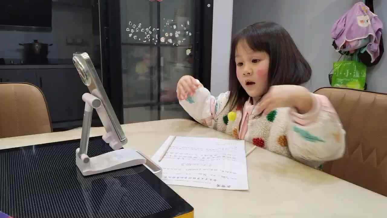 观看视频《成语拜新年》286.mp4