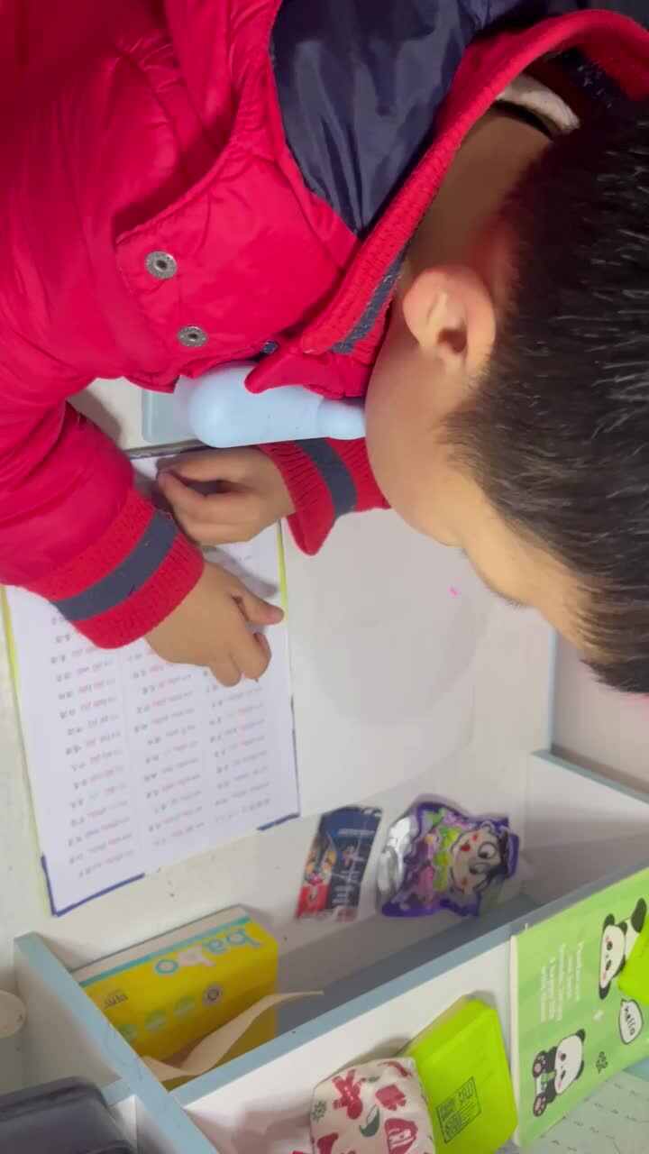 ⁣⁣⁣1.17 学b 田熙辰（指读拼音） trim.2F11F87F-937B-4D0A-B014-AA0F33CABCF5.MOV