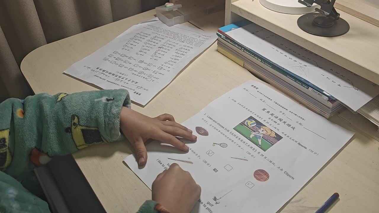 ⁣⁣2026.1.21学B班 王千与 《朗读单词和句子》