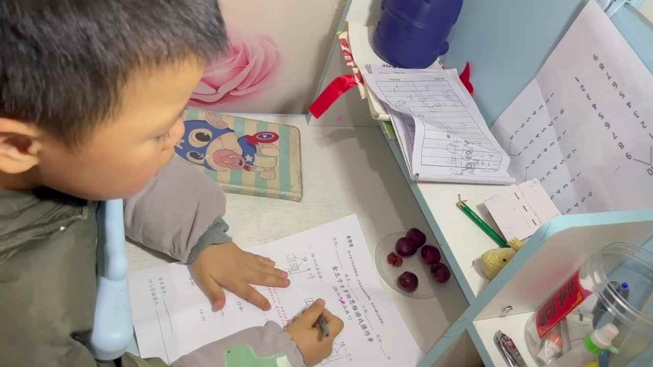 1.5 学b 田熙辰（完成数学作业单） trim.A2A20242-290A-43BA-BB6D-D300D06F8F23.MOV