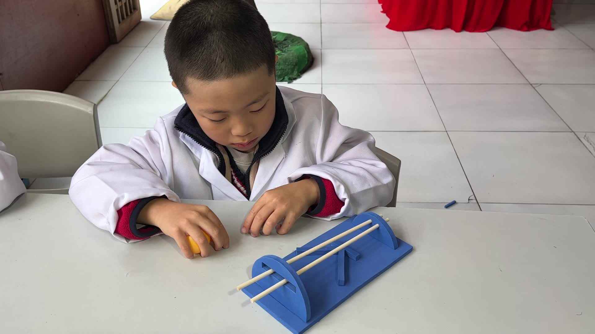 ⁣⁣⁣⁣⁣⁣⁣⁣⁣2026.3.20 实验1班科学实验 朱乔溪