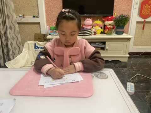 79604439328__8C3C3E80-186F-44D8-8F69-42BD4429A1D8.MOV