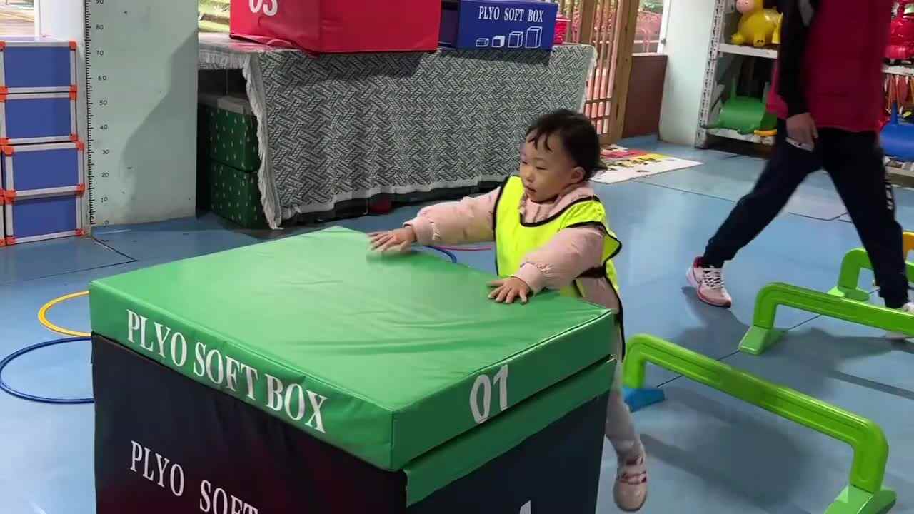 2026.3.16实验小班4号王艺霖—趣味体育