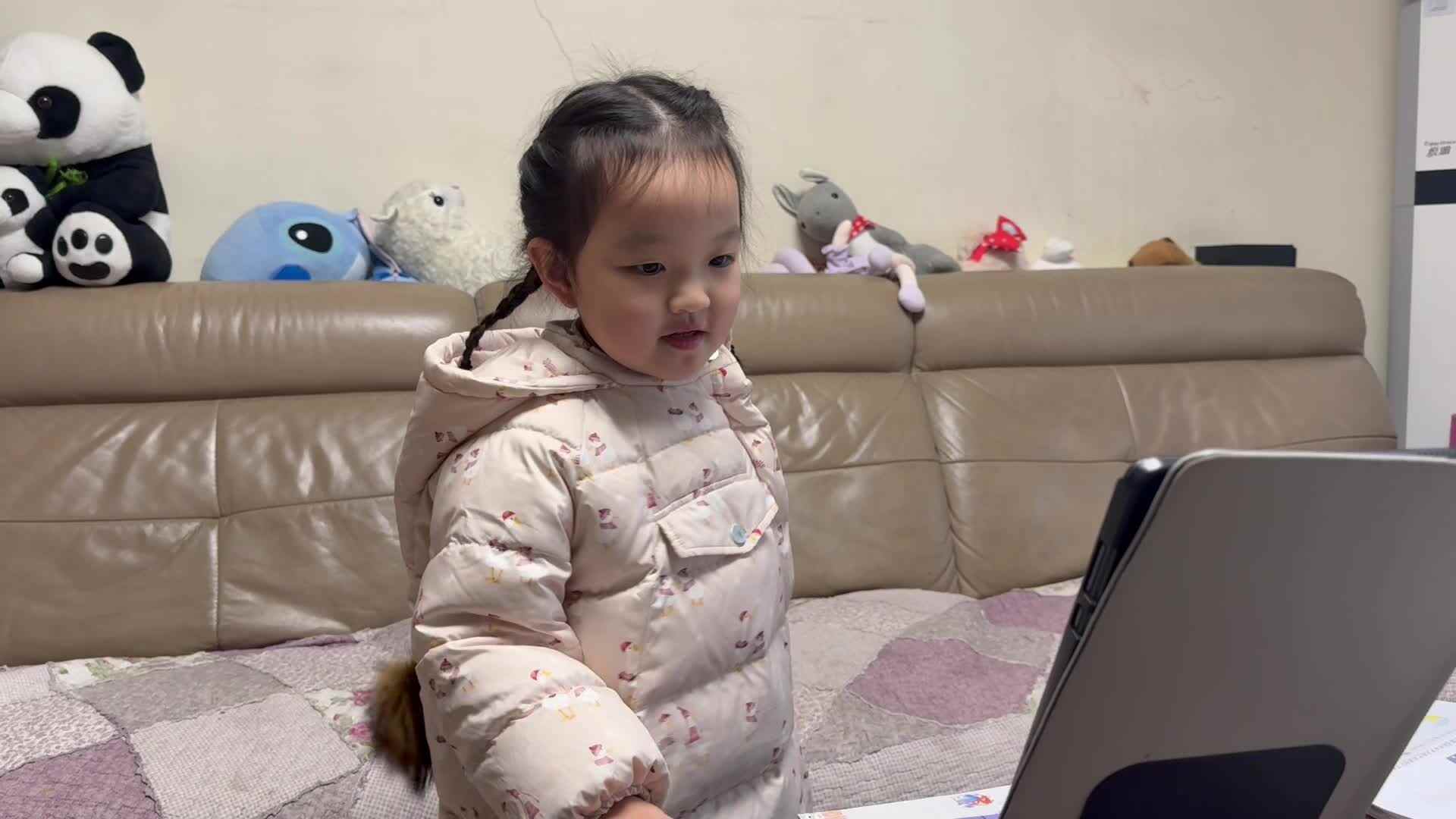 3月14中A班陈品漪 《春晓》舞蹈