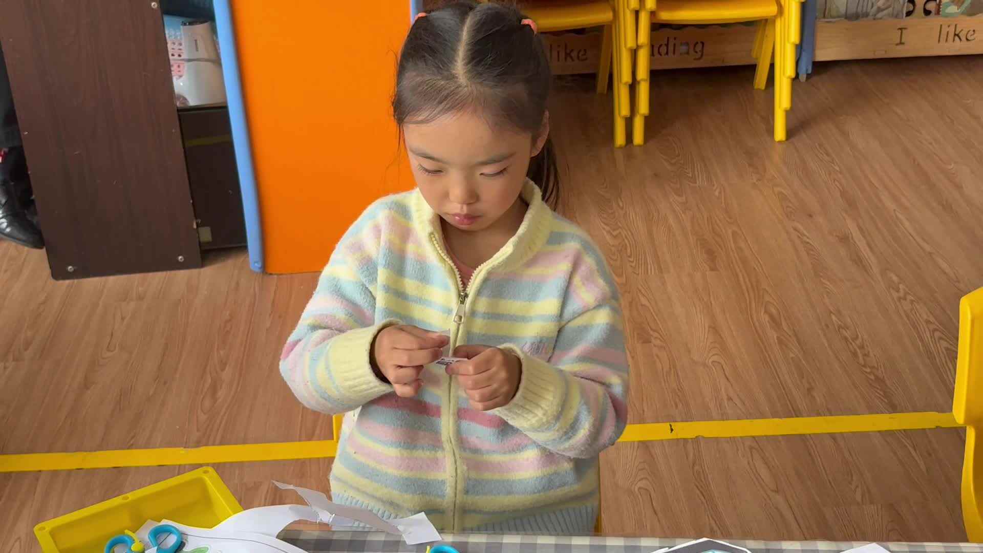 2026.3.13学前B班李茵琪——剪纸游戏