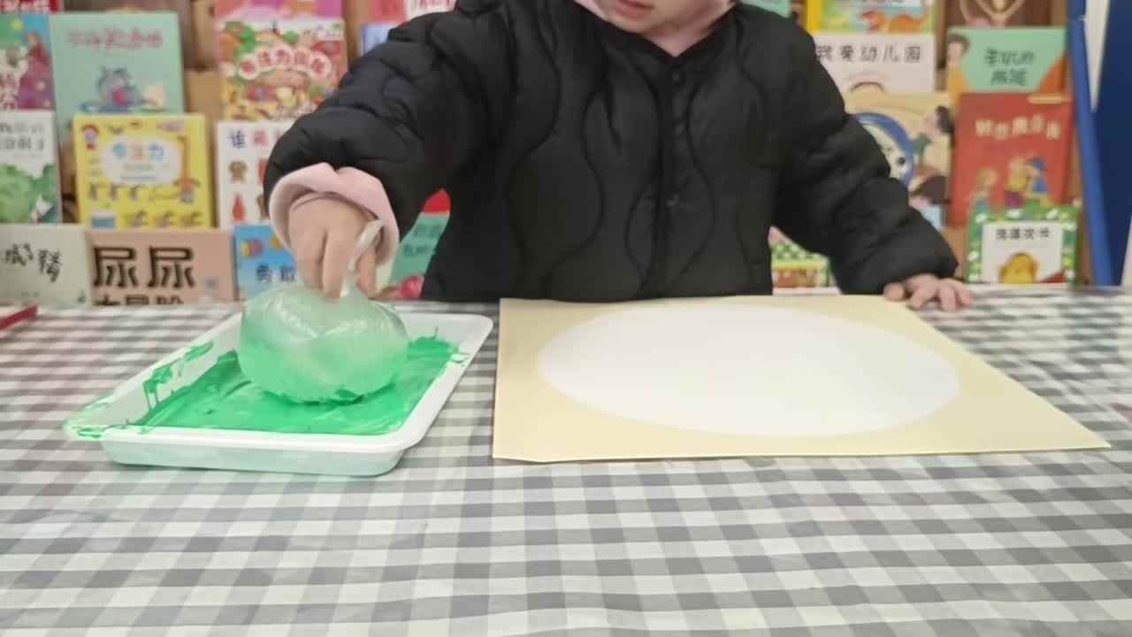 2026.3.23傅屹彤美术活动春日的荷塘（学校教育教学活动）.mp4