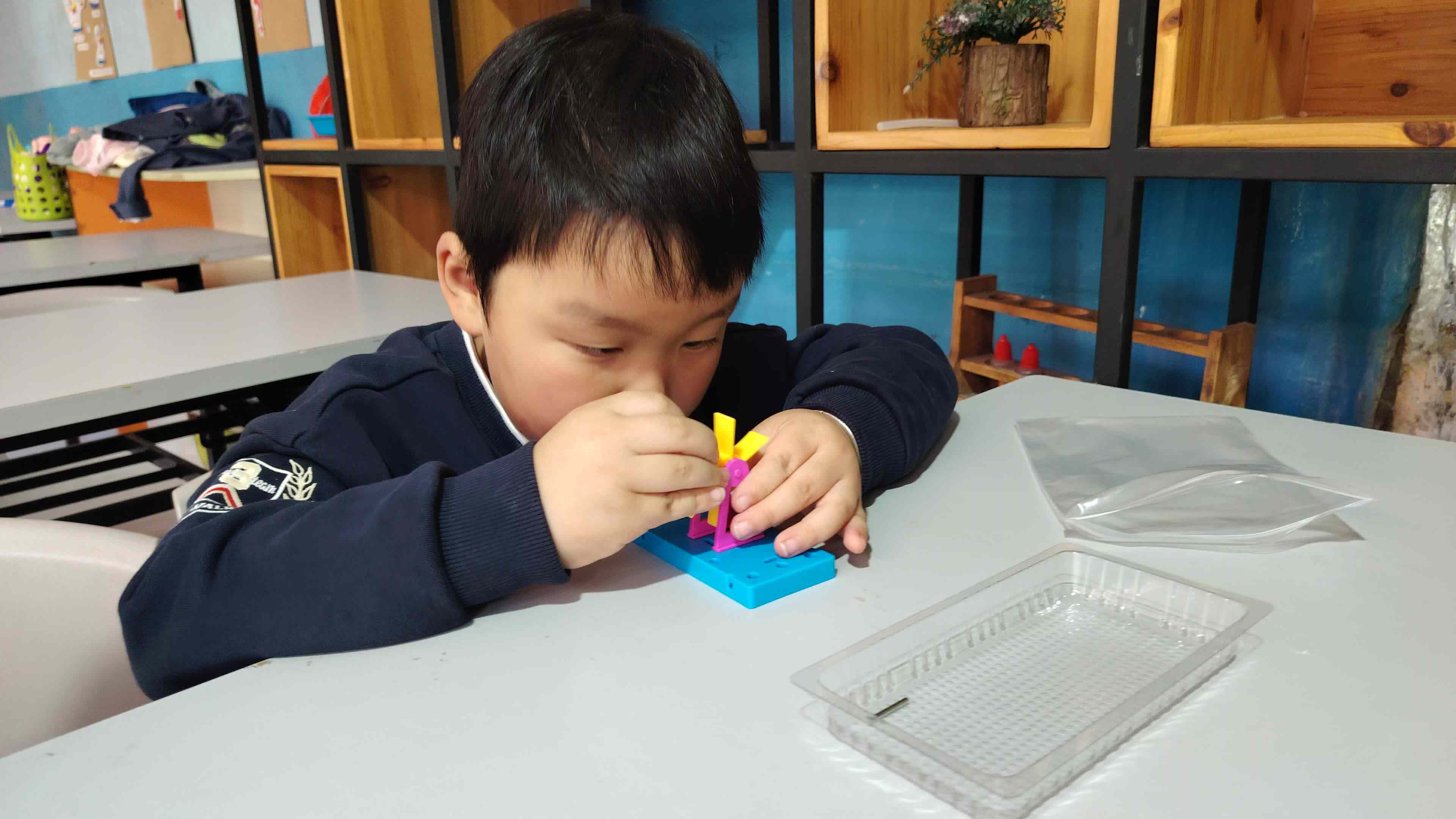 3.17  彭译苒 科学实验—操作