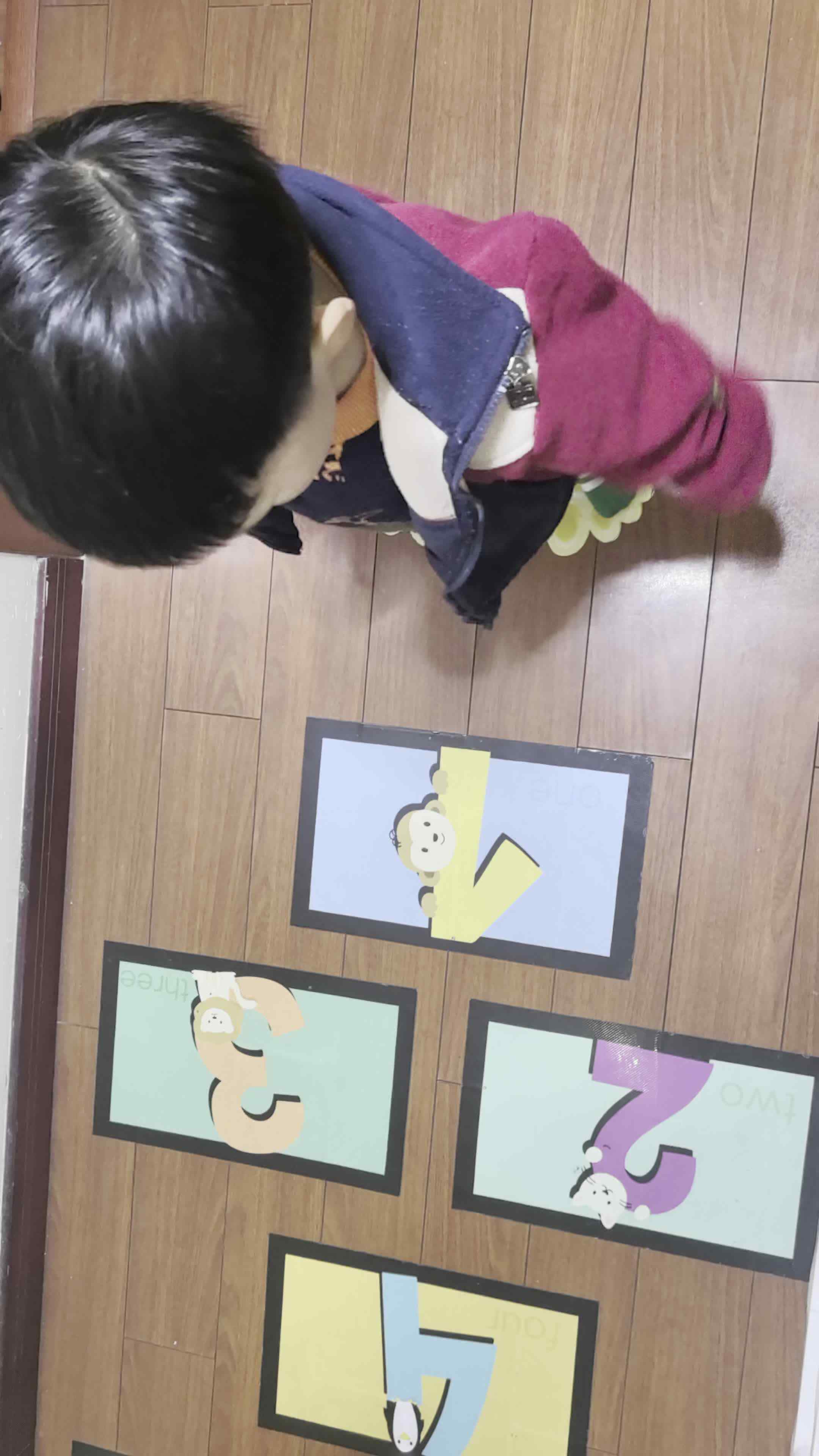 ⁣2026年3月23日 李君祁 体能训练《立定跳远》家庭闯关练习