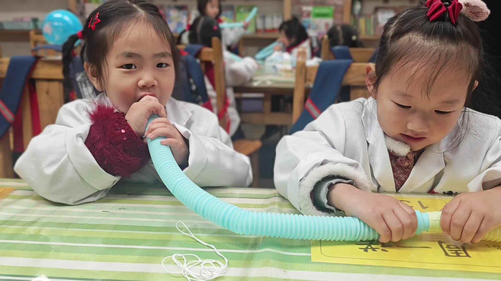 2026.3.25  实验中班 张笑笑 科学课.mp4