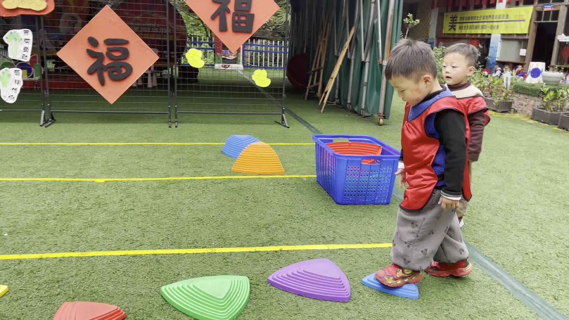 2026 3 12刘佳铭《晨间运动》