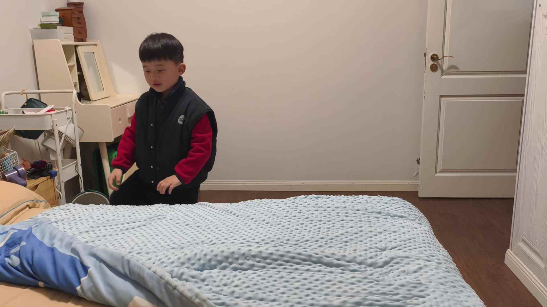 2026.3.9大A班李楷延——叠被子