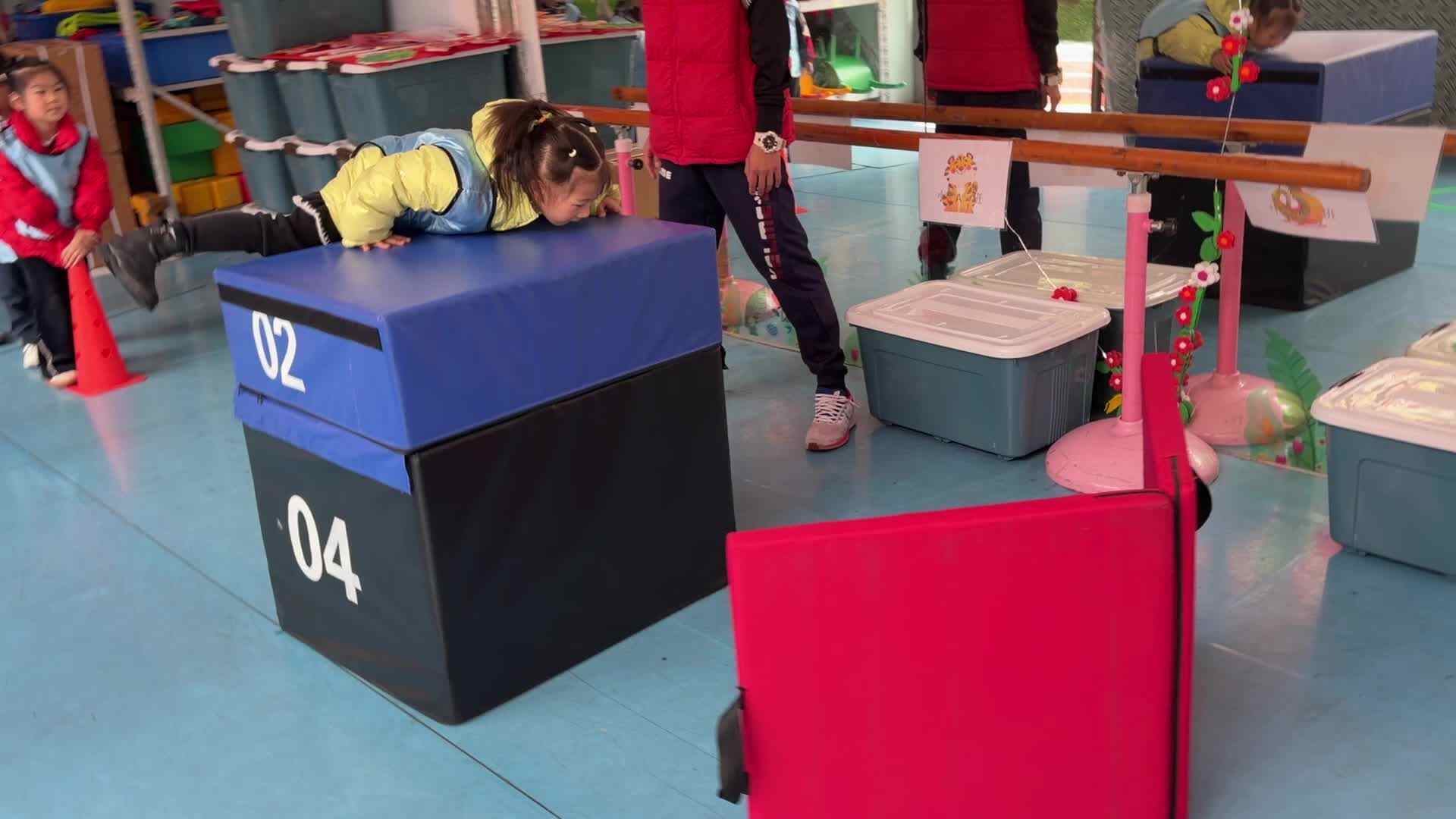 ⁣2026.3.16实验大班 陈锦汐——足球课堂