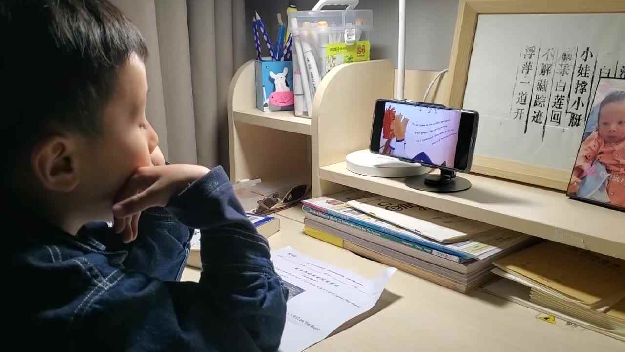 2026.3.11学B班 王千与 《观看英语视频》