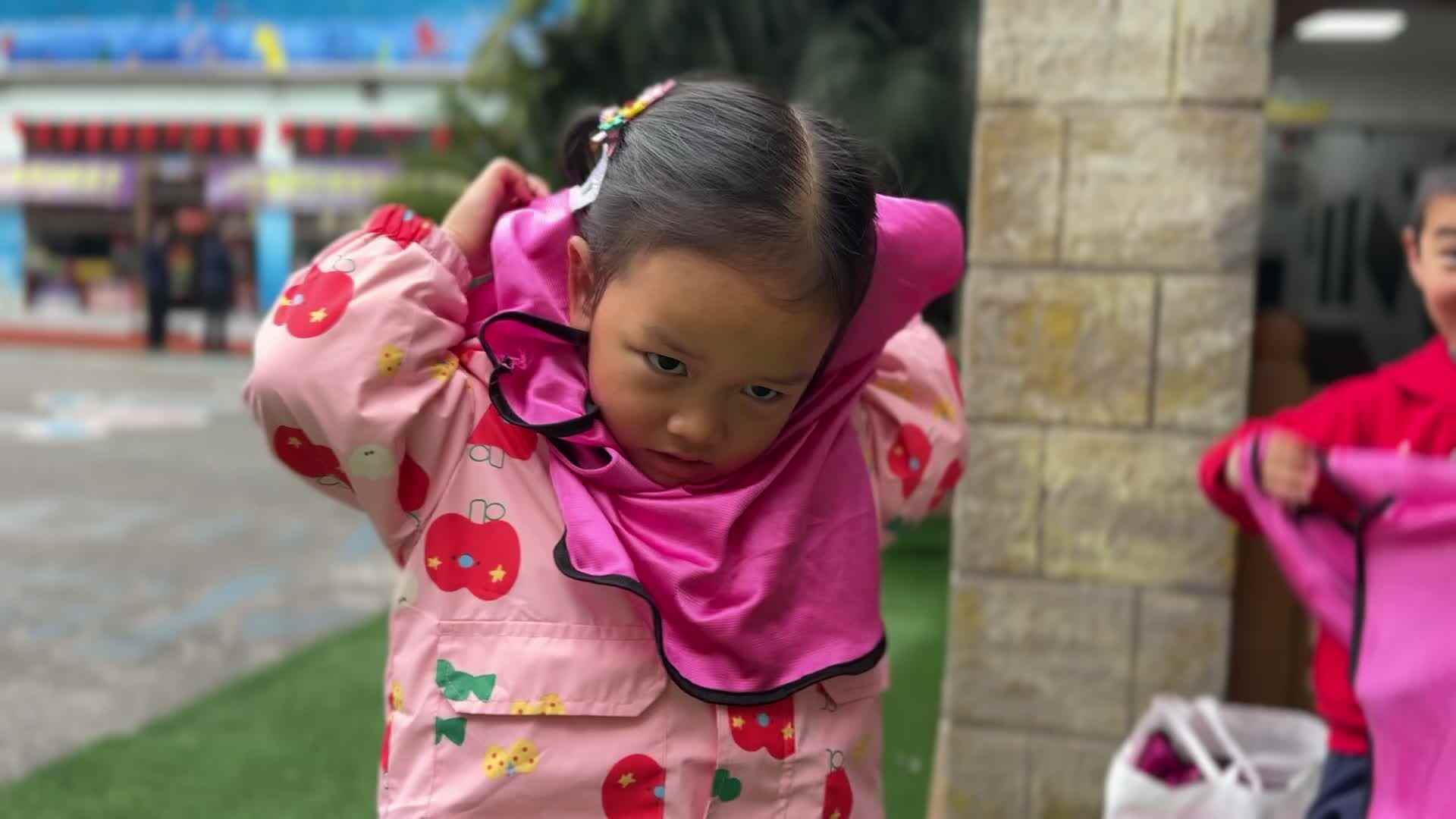 2026.3.11中A班余年年— 穿对抗服