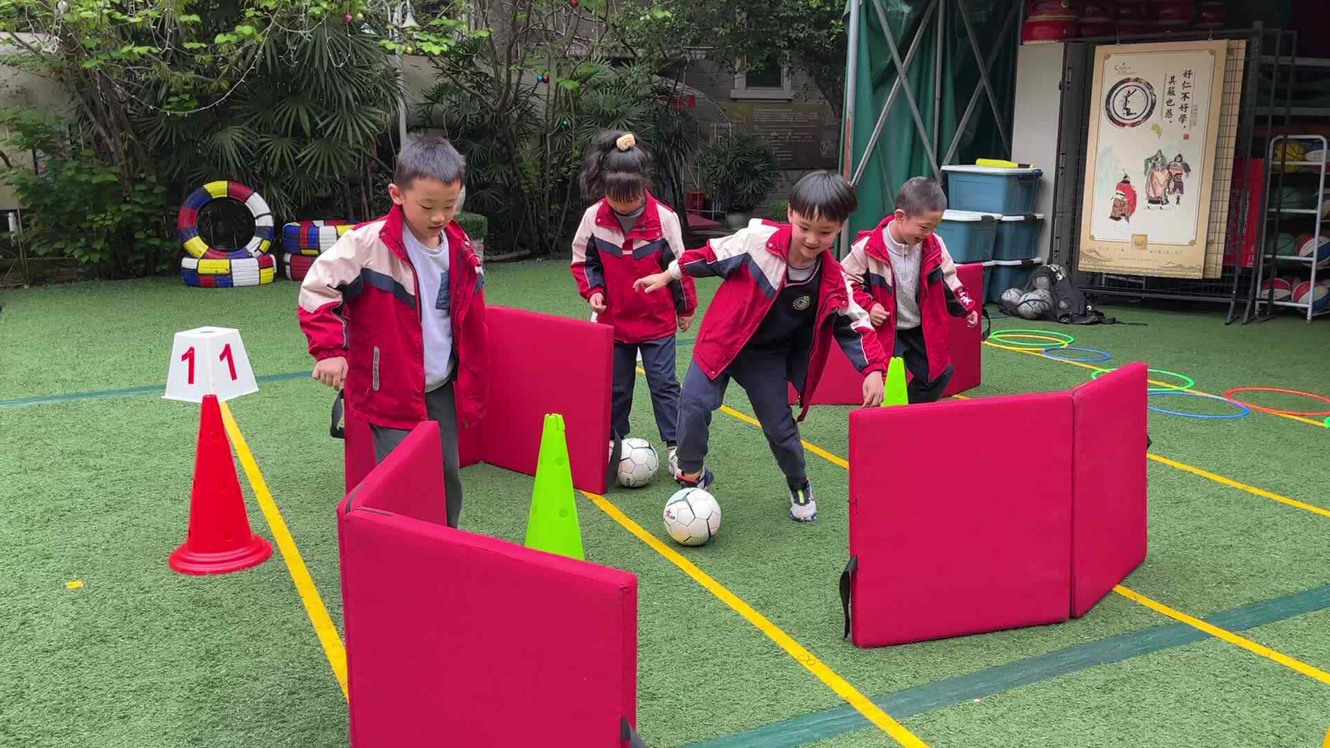 ⁣⁣⁣2026.3.30实验1班足球课（冯云闲、孙梓涵、杨烁暄、朱乔溪）