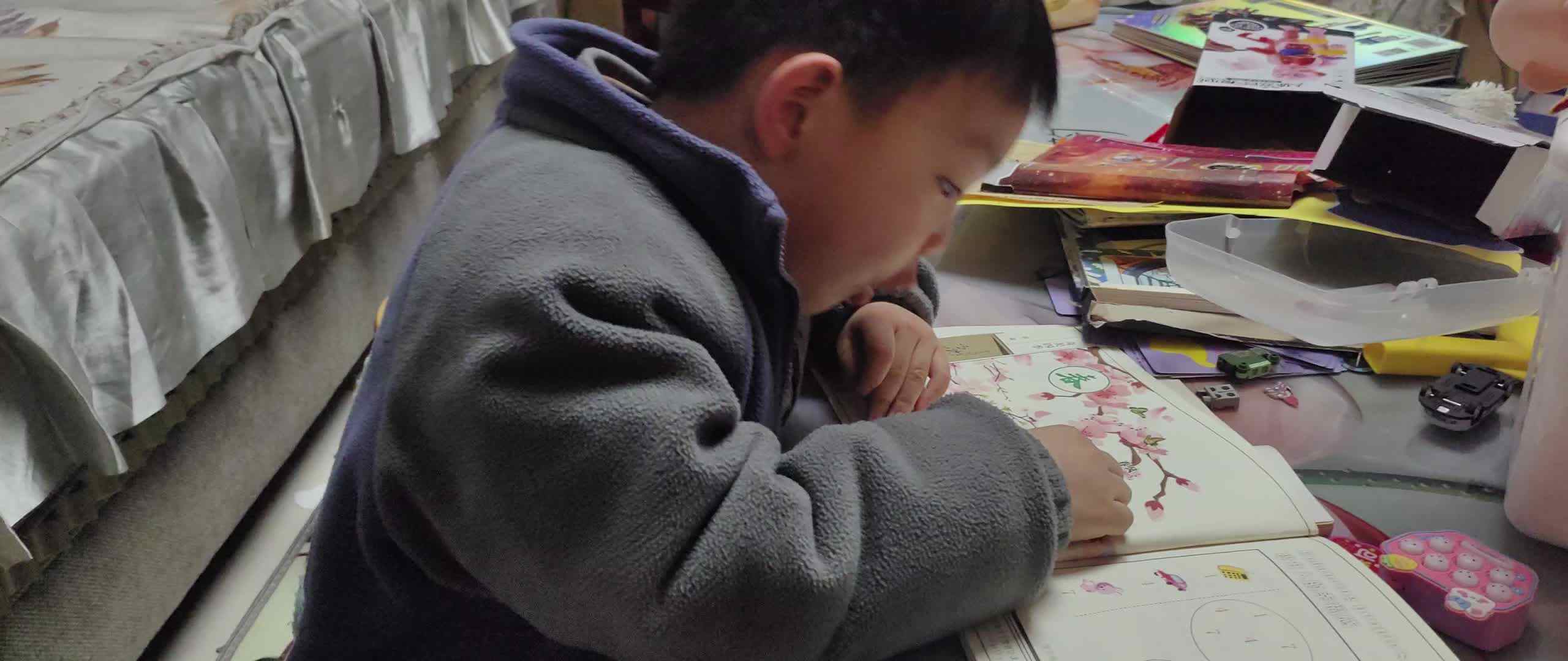 ⁣⁣大A班2026.3.19李柯辰指读古诗.mp4