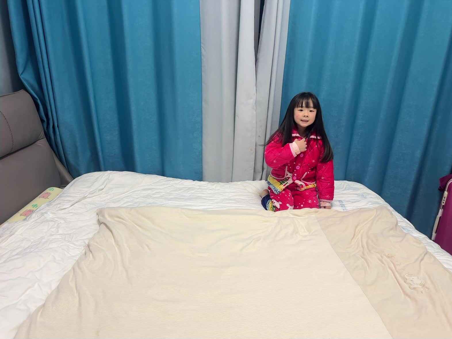 2026年3月9日大A班夏爱林～叠被子