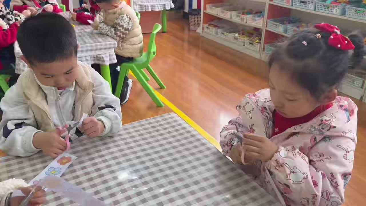 ⁣⁣⁣⁣⁣⁣⁣2026.3.24大A班唐翊宁——剪纸