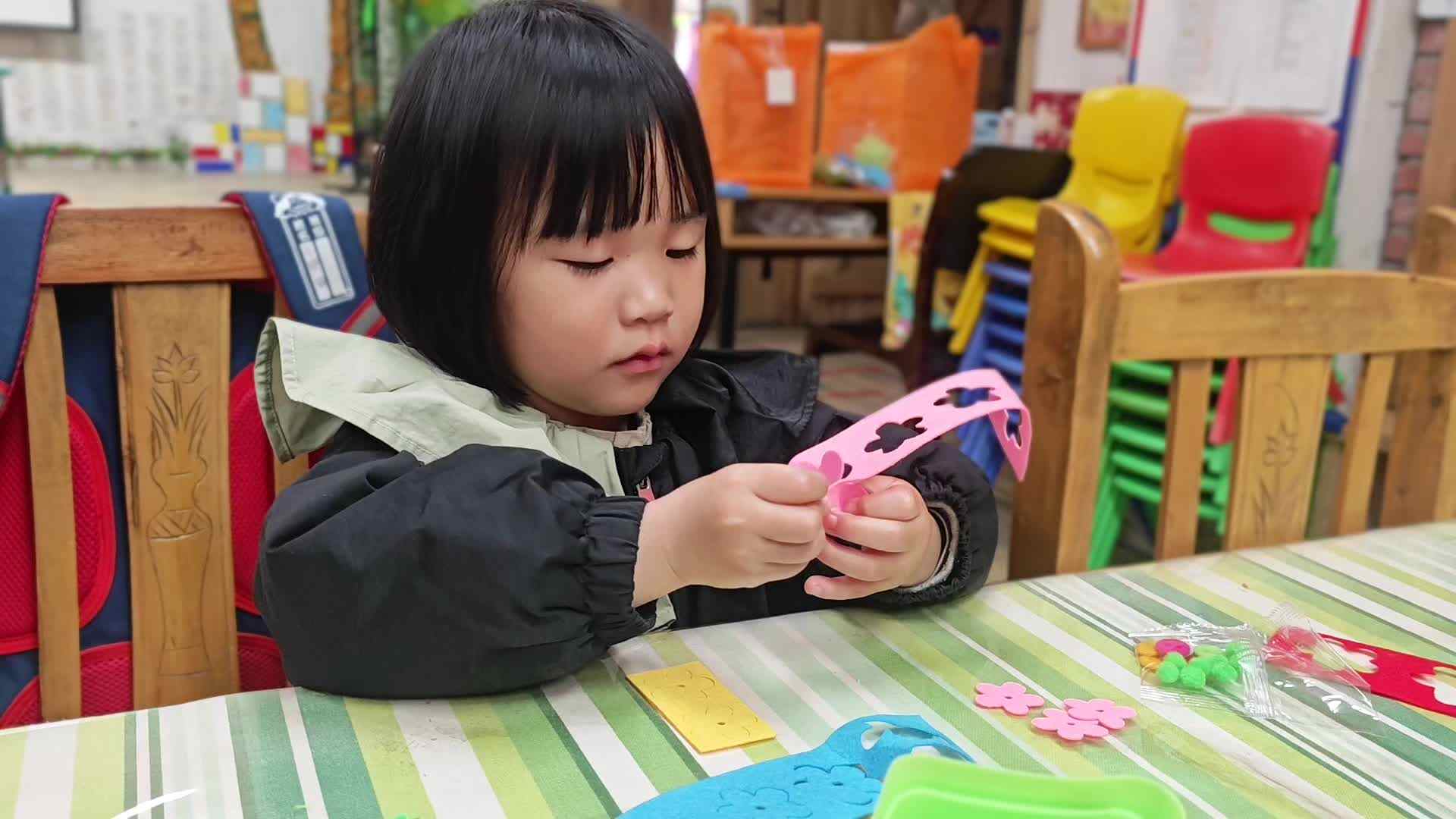 2026.3.6周卿羽《美工——纽扣小盆栽》.mp4