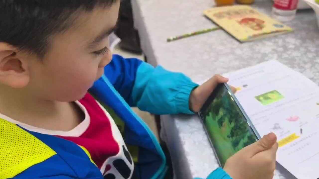 大A班蒋熠  2026.3.13  观看英语视频.mp4