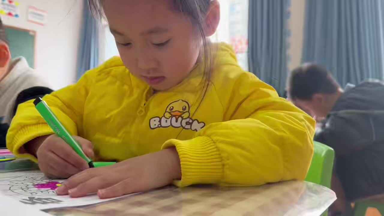 ⁣⁣⁣2026.3.25大A班刘珊伲——美工《捕春》