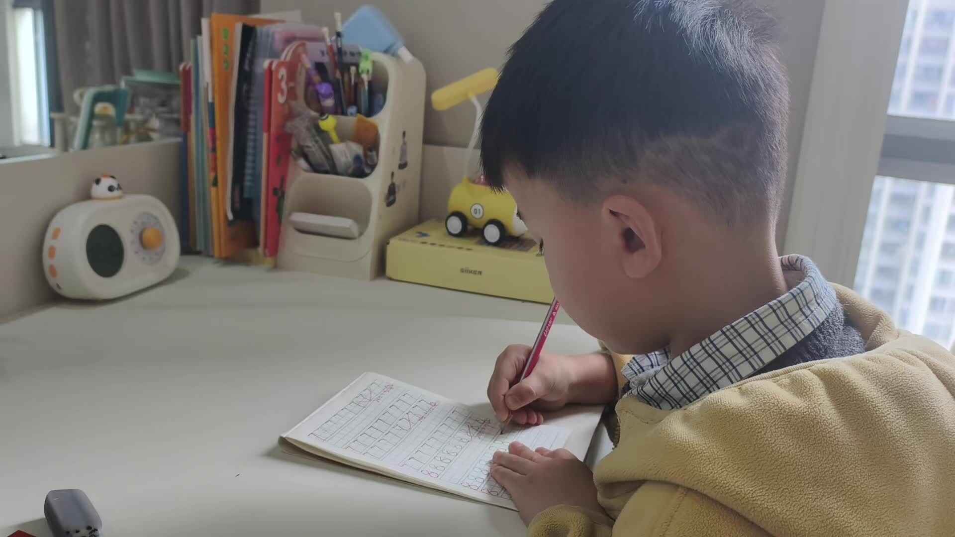 2026.3.29大A班李楷延——书写数字“8”