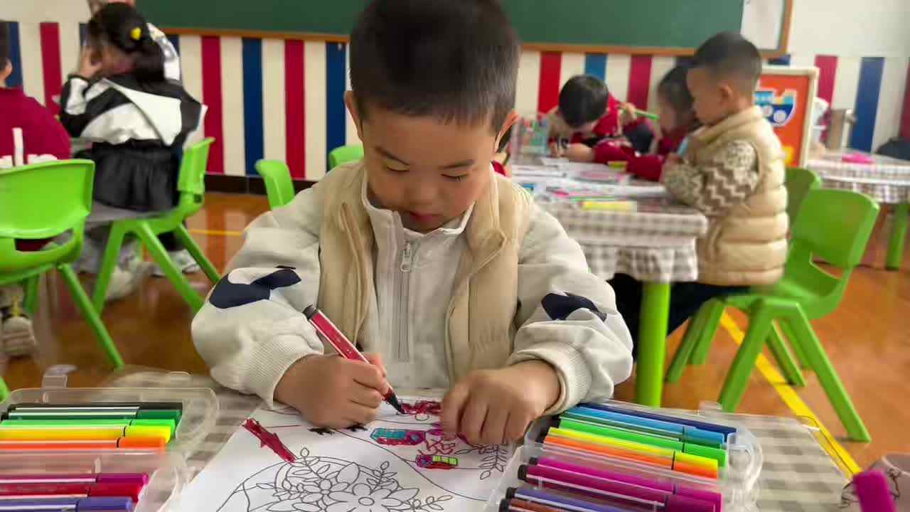 ⁣⁣⁣⁣⁣⁣⁣2026.3.25大A班唐翊宁——美工《捕春》