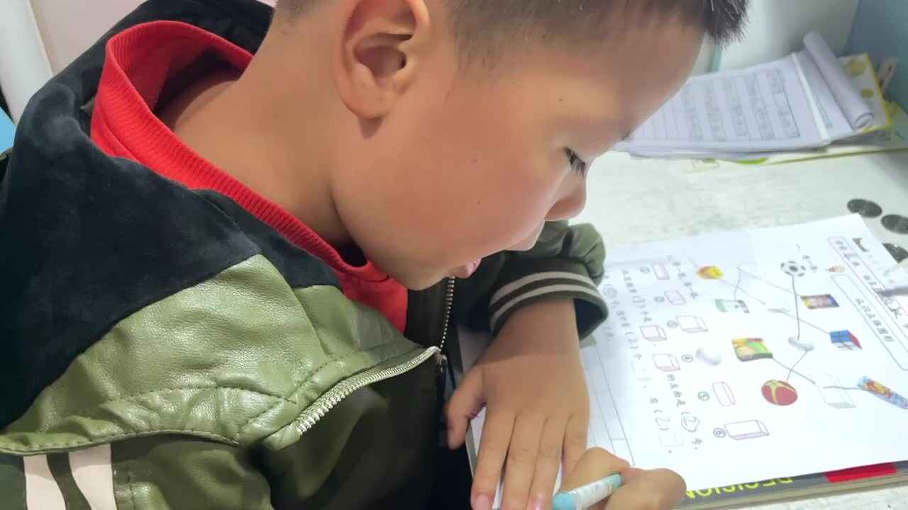 ⁣3.23学b 田熙辰（完成数学作业单） trim.38EE3D36-5B73-4735-8B03-8A9A135D558C.MOV